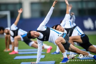 足球柔韧性(足球专项柔韧拉伸运动有哪些)