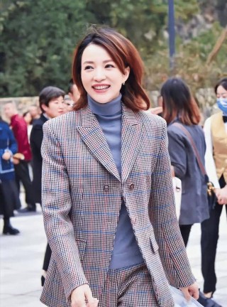 董卿足球员(董卿被选手回怼)