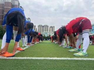 女子足球俱乐部(女子足球俱乐部缩写)
