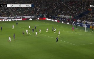 竞技vs洛杉矶(洛杉矶fc今天比赛)