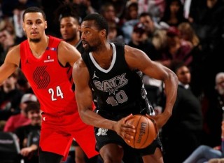 nba马刺vs太阳(马刺对太阳聚胜顽球汇)
