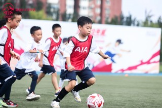 启航青少年足球(启航育人足球俱乐部官网)