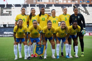 美国vs意大利女足(意大利对美国女排世界杯)