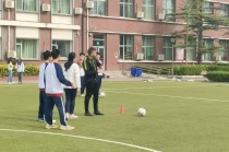 点亮足球(点亮足球梦 民族团结进步)