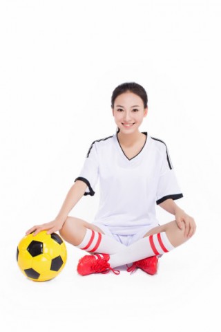 女人体足球(女子足球照片)