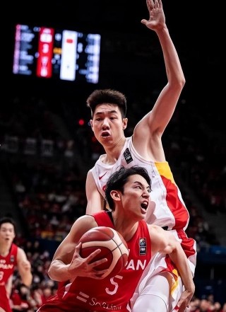 火箭vs湖人篮板(nba 火箭vs湖人)