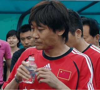 高峰个人资料足球(高峰足球个人资料妻子)