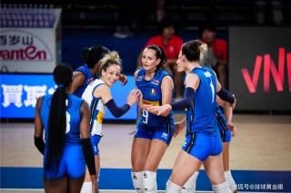 美国女排vs意大利(美国女排与意大利女排比赛结果)