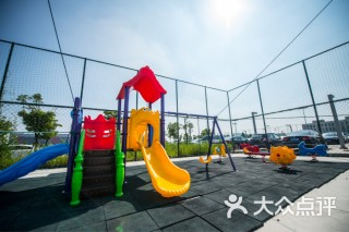 t98足球场(t98足球比赛)