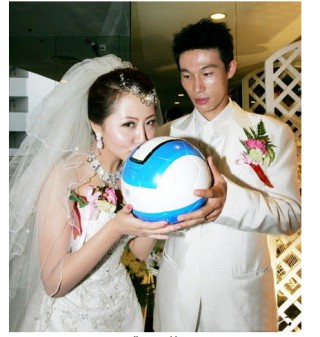 足球结婚照(足球球衣婚纱照)