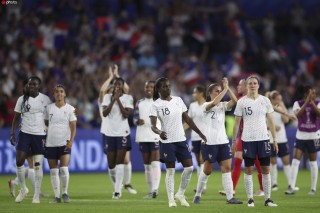 英国女足vs喀麦隆女足(女足世界杯英格兰对喀麦隆)