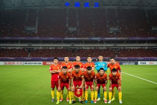 国足足球比赛(国足足球比赛结果)