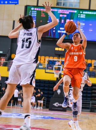 女篮清华VS北大(北师大清华女篮决赛)