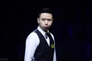 罗伯逊vs李行(罗伯逊比赛视频2019)