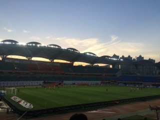华夏幸福专业足球场(华夏幸福足球俱乐部怎么样)