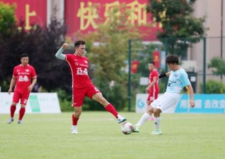 足球ju(足球巨星崛起无限钻石免广告)