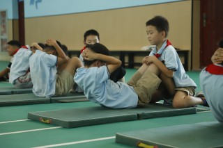 小学足球体能训练(小学足球体能测试项目)