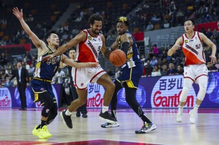 上海vs江苏CBA(cba上海vs广东直播)
