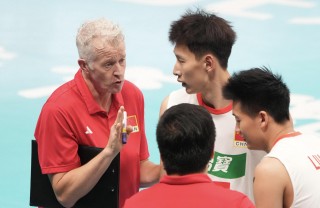 中国男排vs希腊(中国男排对战中国女排)