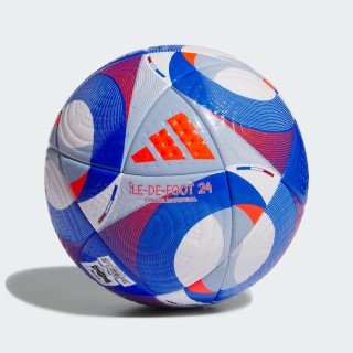 adidas足球广告(阿迪达斯足球广告小孩2006高清图)