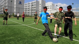 五人制足球禁区(五人制足球禁区内犯规怎么判罚)