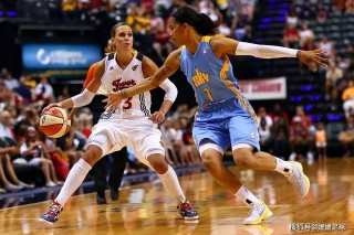 火花vs狂热交战(wnba狂热vs火花)
