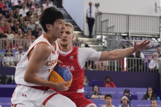 中国蓝球vs波兰(中国和波兰篮球比赛录像)