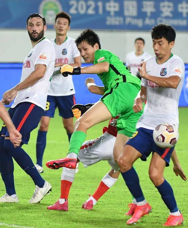 中超外援不能上(中超外援不能上场吗)  第1张