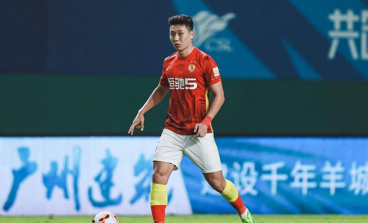 足球李扬(足球李扬女朋友是谁)  第2张