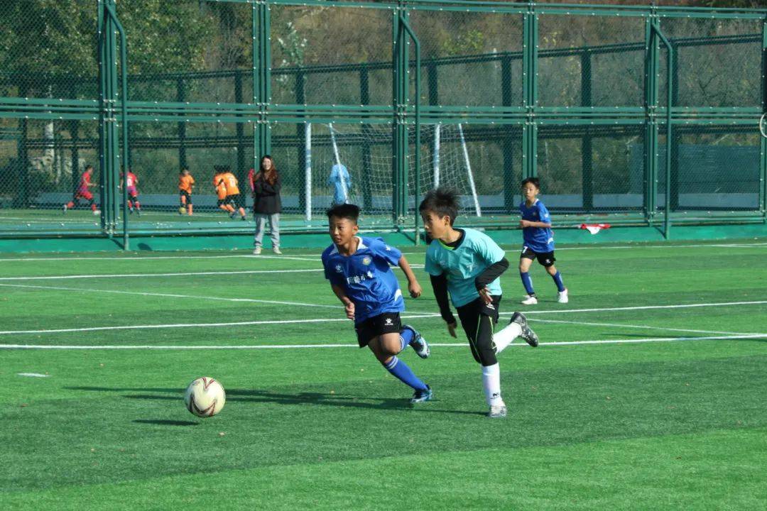 10年足球比赛(2010国际足球)  第2张