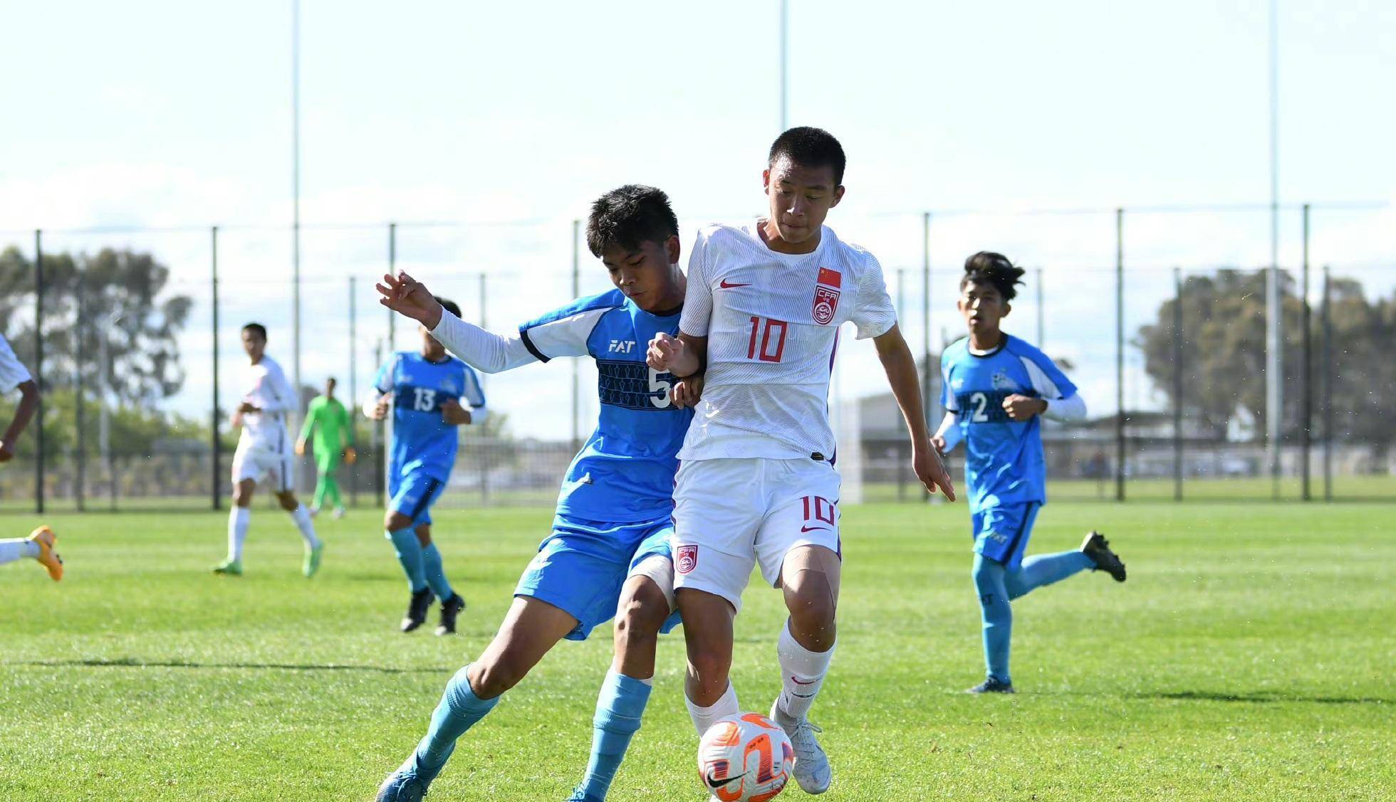 国内足球俱乐部(国内足球俱乐部球员年薪)  第1张