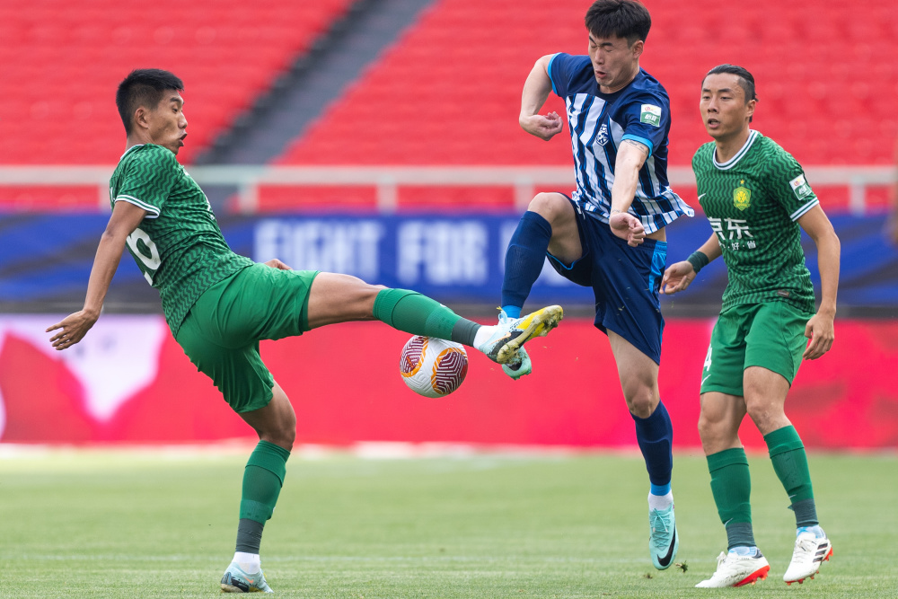 中超国安vs(中超国安vs鲁能)  第2张