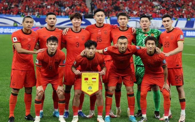 2018乌兹别克vs韩国(乌兹别克和韩国的足球比赛打架)  第2张