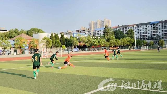 孝感足球(孝感足球培训哪个好)  第2张