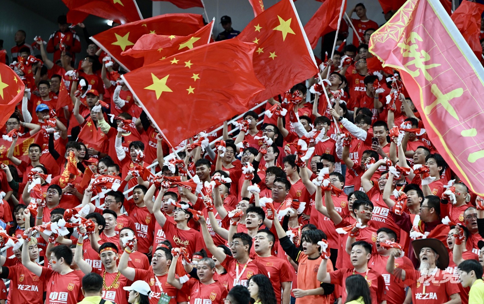 中国足球赞歌(中国足球赞歌歌词)  第2张