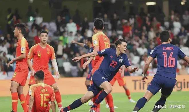 中韩足球冲突(中韩足球对抗赛比赛视频)  第2张