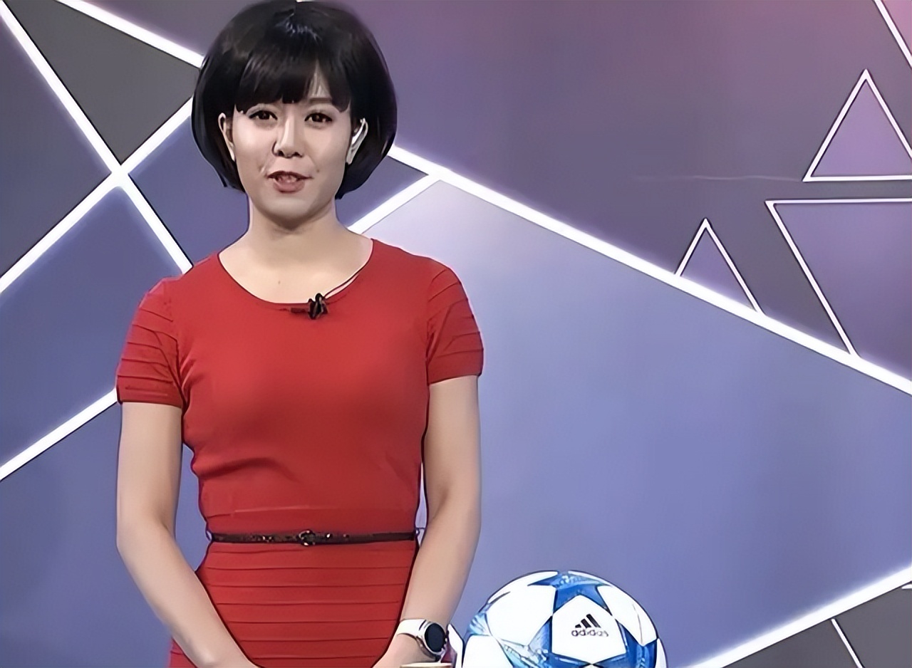 足球女主播乐视(足球频道女主持人)  第1张