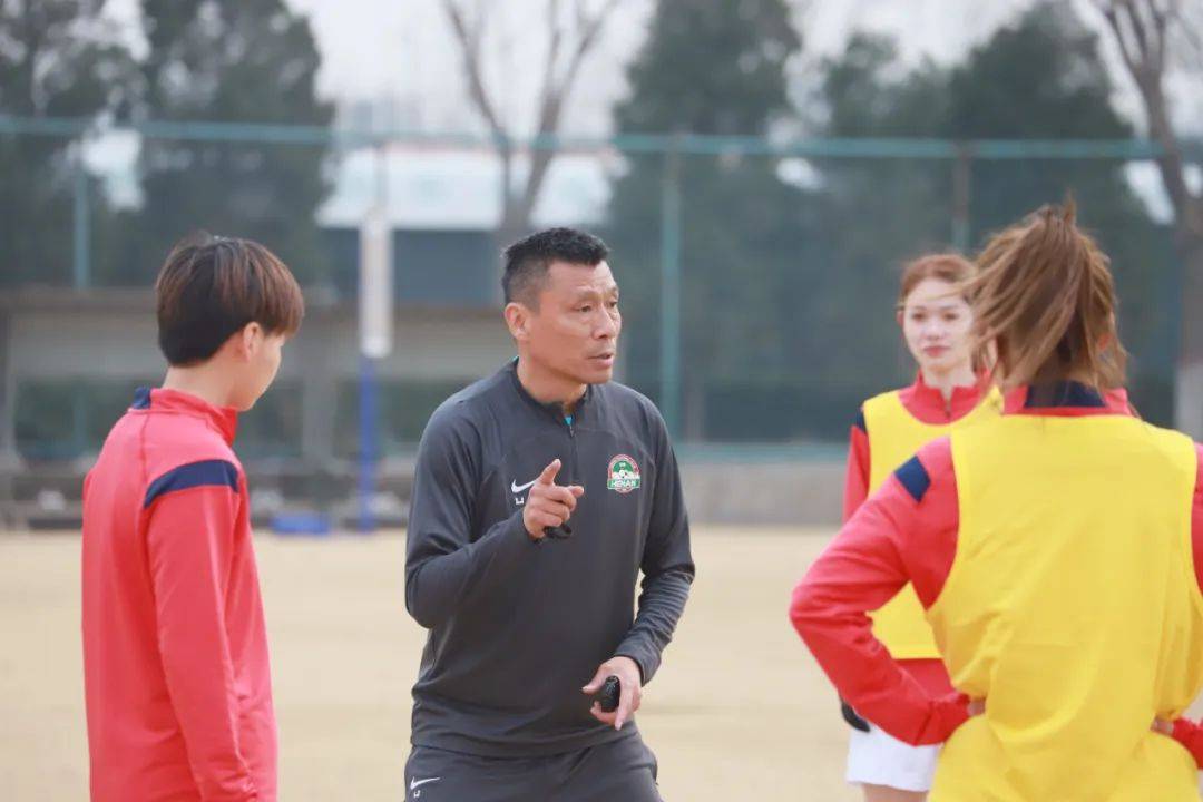 吕军足球(吕军 足球)  第1张