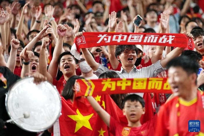 日本网民中国足球(日本球迷评价中国足球)  第1张