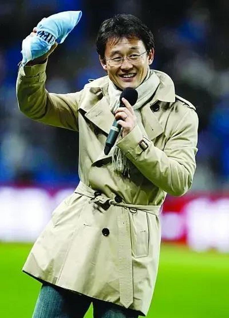 足球的右后卫(足球右后卫怎么踢)  第1张